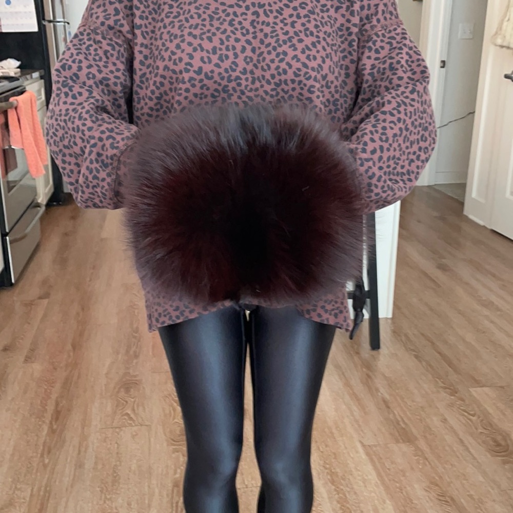 Faux fur hand warmer